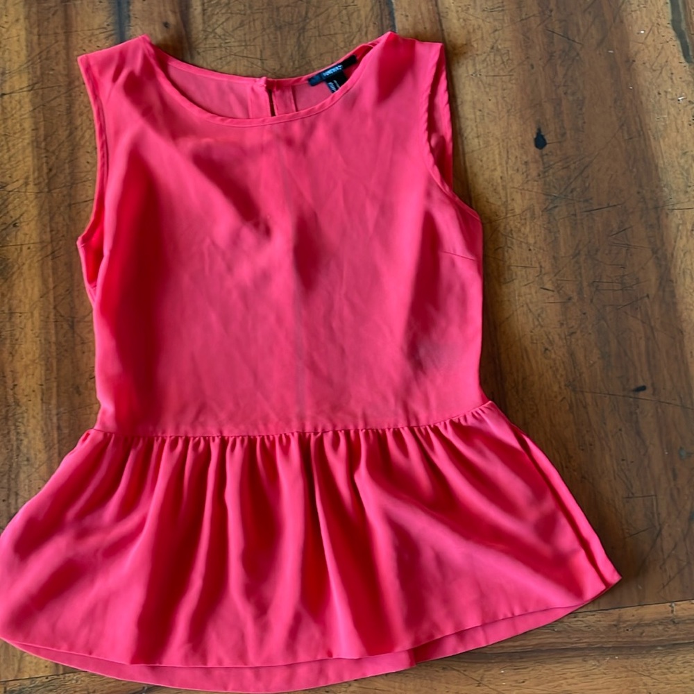 FOREVER 21 | peplum top with button detail back | size S